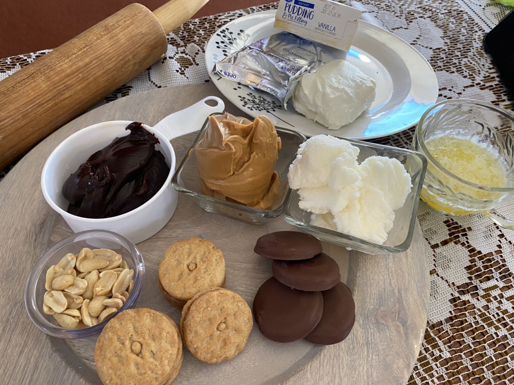 Some of the ingredients in the Tagalong/Do-si-do cake.